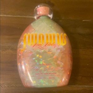 JWOWW party favor dazzling dark Tanning lotion